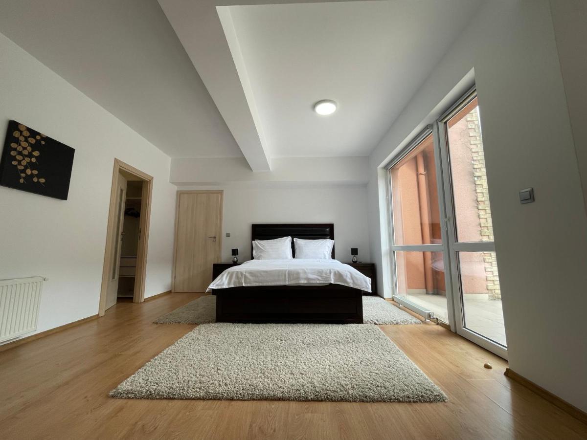 Kyra Luxury Penthouse Διαμέρισμα Σινάια Εξωτερικό φωτογραφία