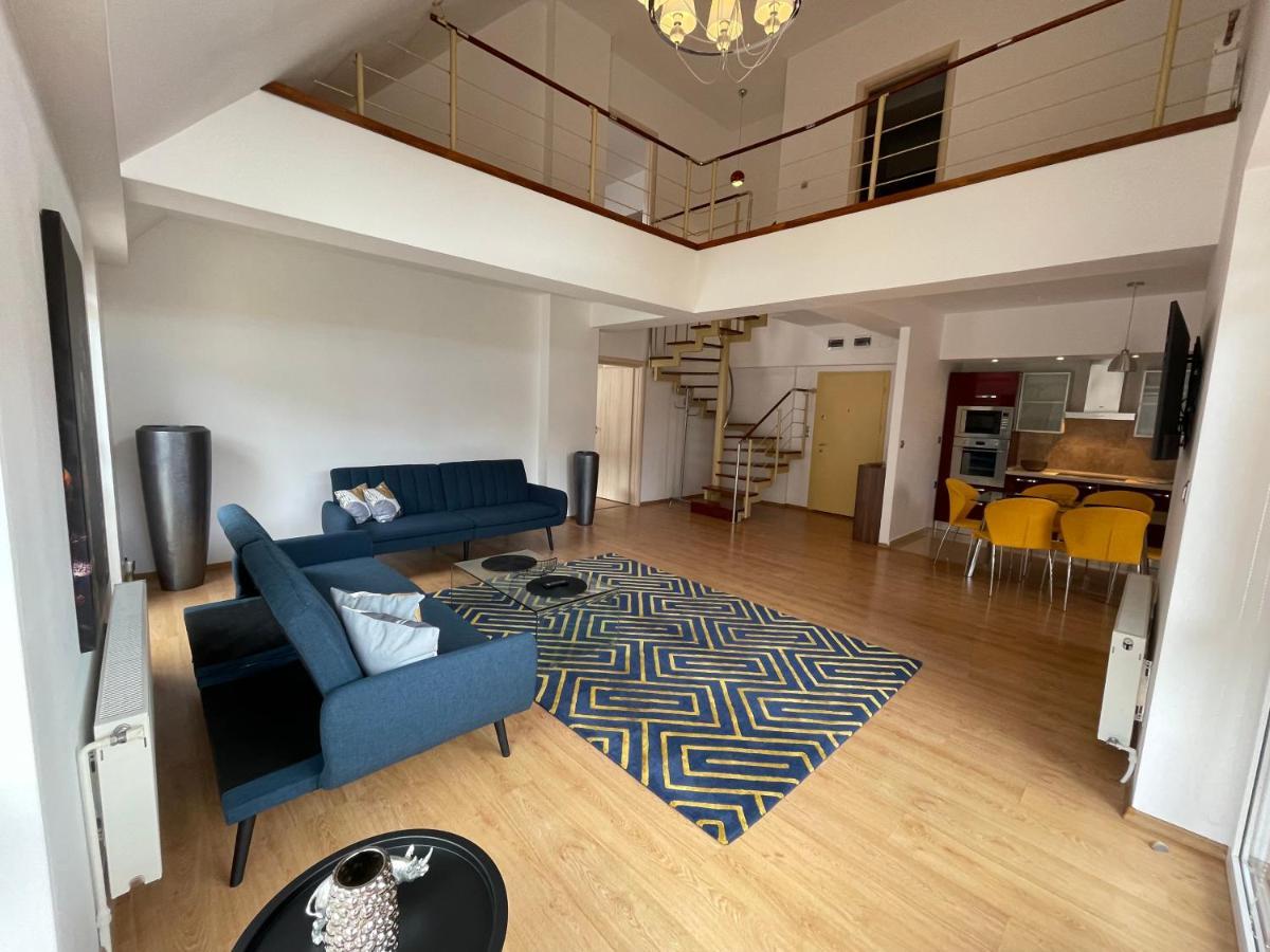 Kyra Luxury Penthouse Διαμέρισμα Σινάια Εξωτερικό φωτογραφία