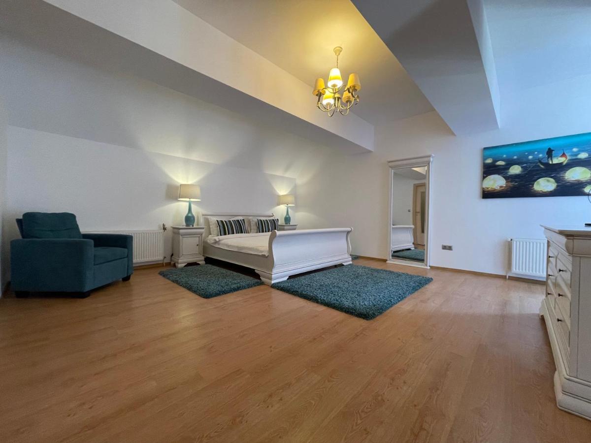 Kyra Luxury Penthouse Διαμέρισμα Σινάια Εξωτερικό φωτογραφία